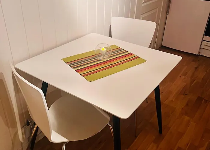 Cozy 1 Bedr Apartment Close To Everything!